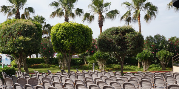 Alquiler de Espacios para Fiestas, Eventos y Celebraciones Sociales Castellserà · Fiesta de Graduación